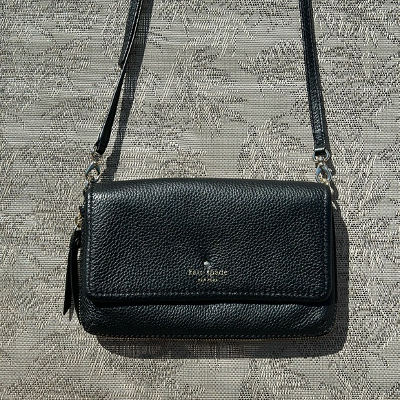 kate spade Handbags - ✨ Kate Spade Cobble Hill Taryn Black Purse